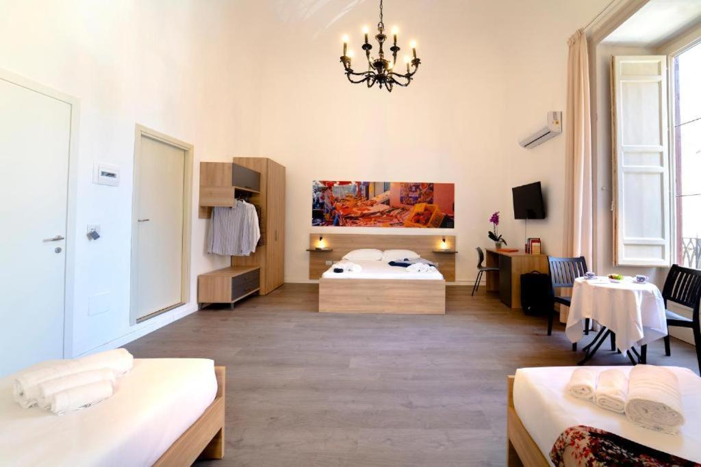 Ballaro' Hotel - Budget Room Palermo Exterior foto