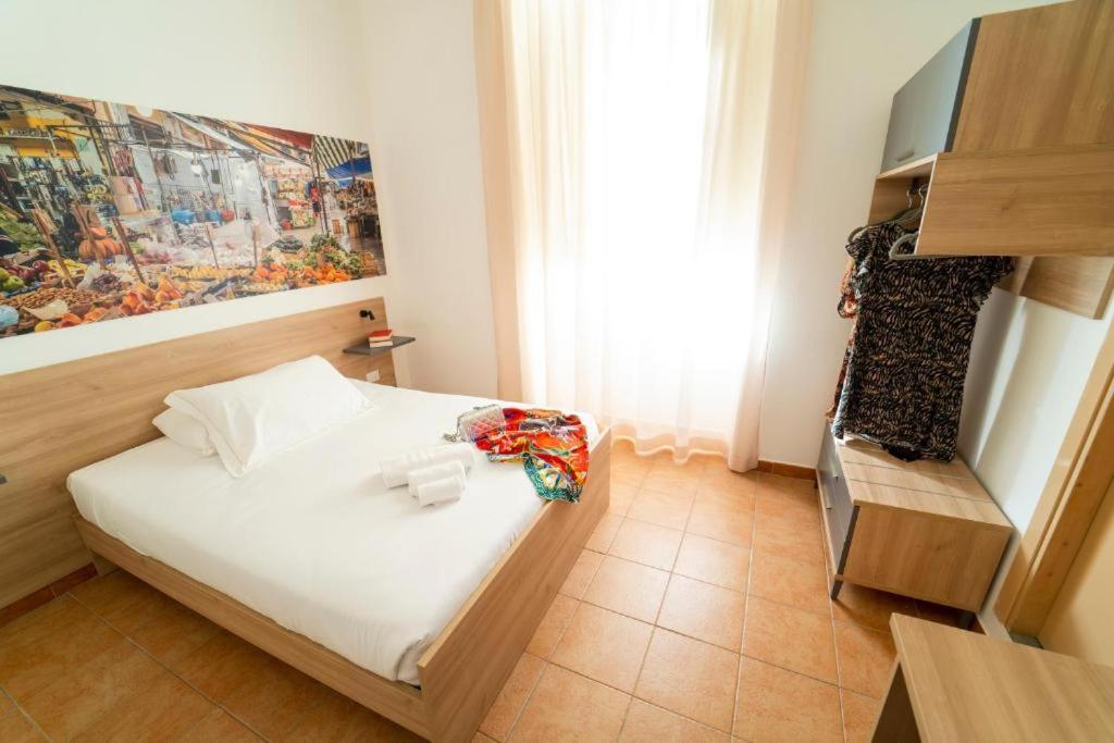 Ballaro' Hotel - Budget Room Palermo Exterior foto