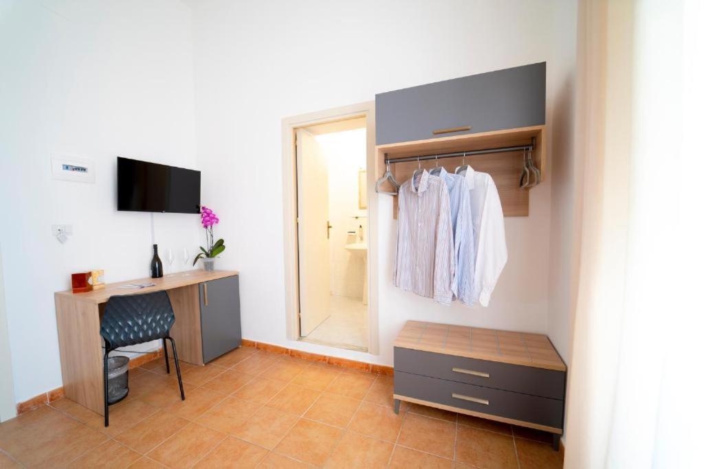 Ballaro' Hotel - Budget Room Palermo Exterior foto